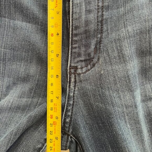 LEE | Curvy Fit Size 4 Petite Stretch - Picture 11 of 12